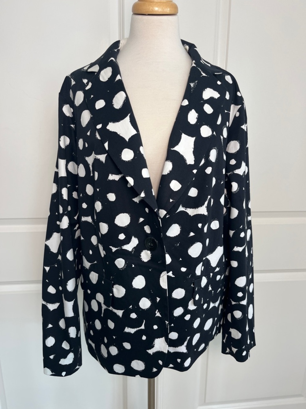 Sandro Printed Blazer‎ Jacket in Black & White Abstract Dot Pattern, Size 2X